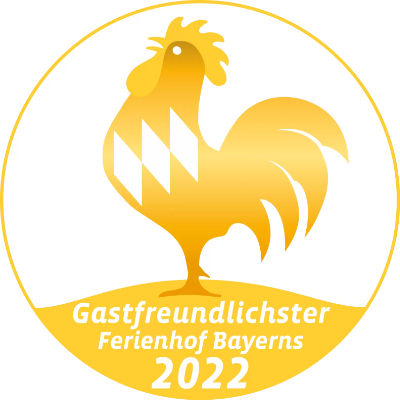 Auszeichnung Goldener Gockel als gastfreundlichster Ferienhof Bayerns 2022